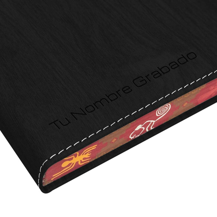 Grabado en la portada de Agenda Ejecutiva 2026 Negra Amaderada (A5) + Grabado Personalizado.