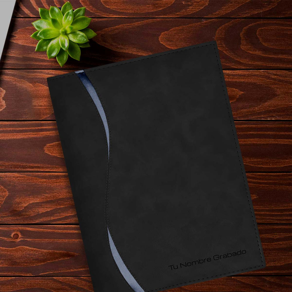 Acabado Cuero de Agenda Ejecutiva 2026 Negra Onda + Grabado Personalizado.