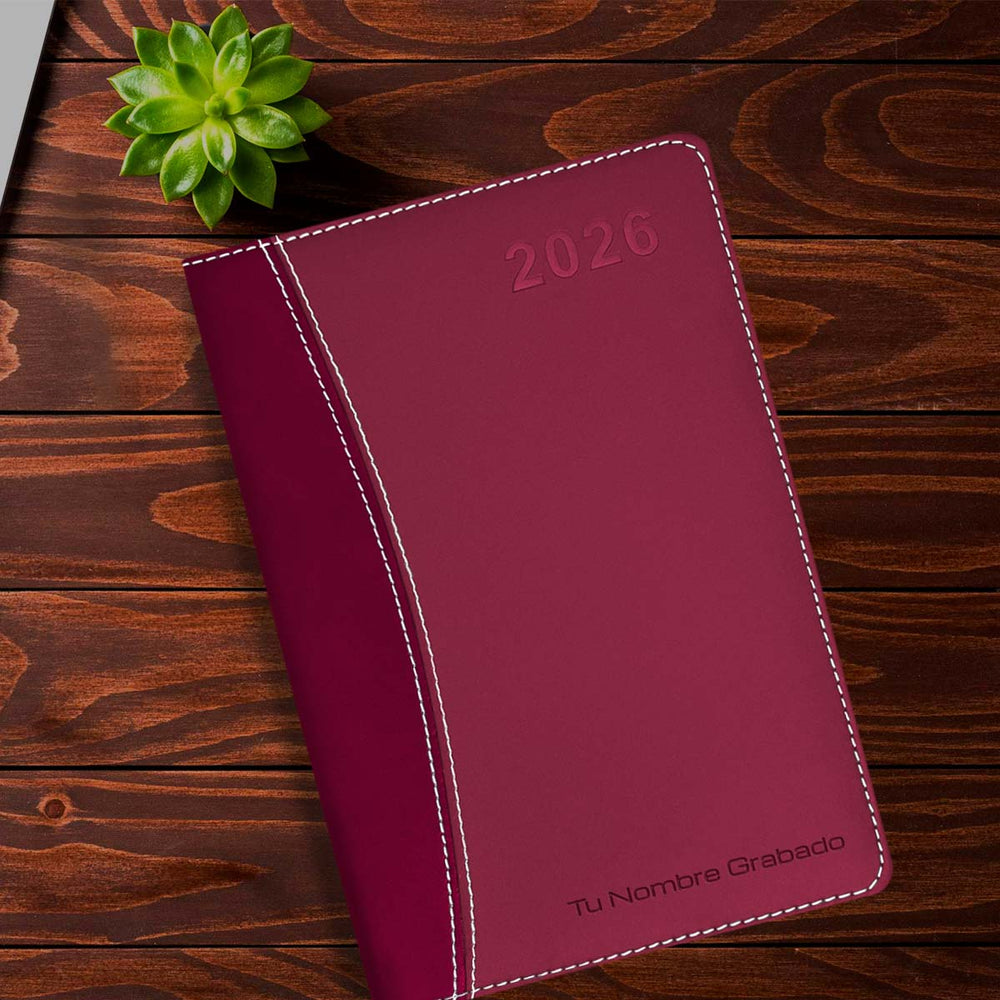 Acabado de 2 texturas de Agenda Ejecutiva 2026 Roja Clásica (A5) + Grabado Personalizado.