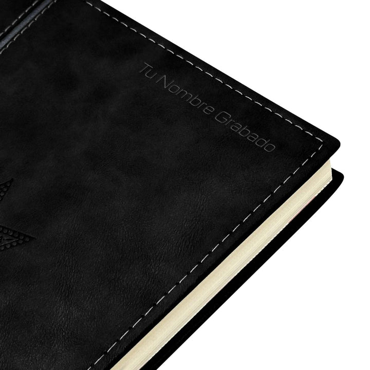 Tu nombre grabado en la portada de Agenda para Abogado 2026 Negra.