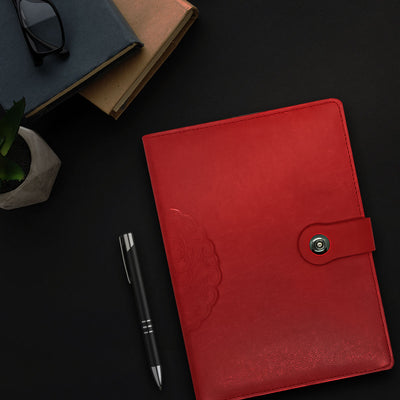 Libreta de notas ejecutiva roja, hecha en cuero sintético, para usar como cuaderno de apuntes.